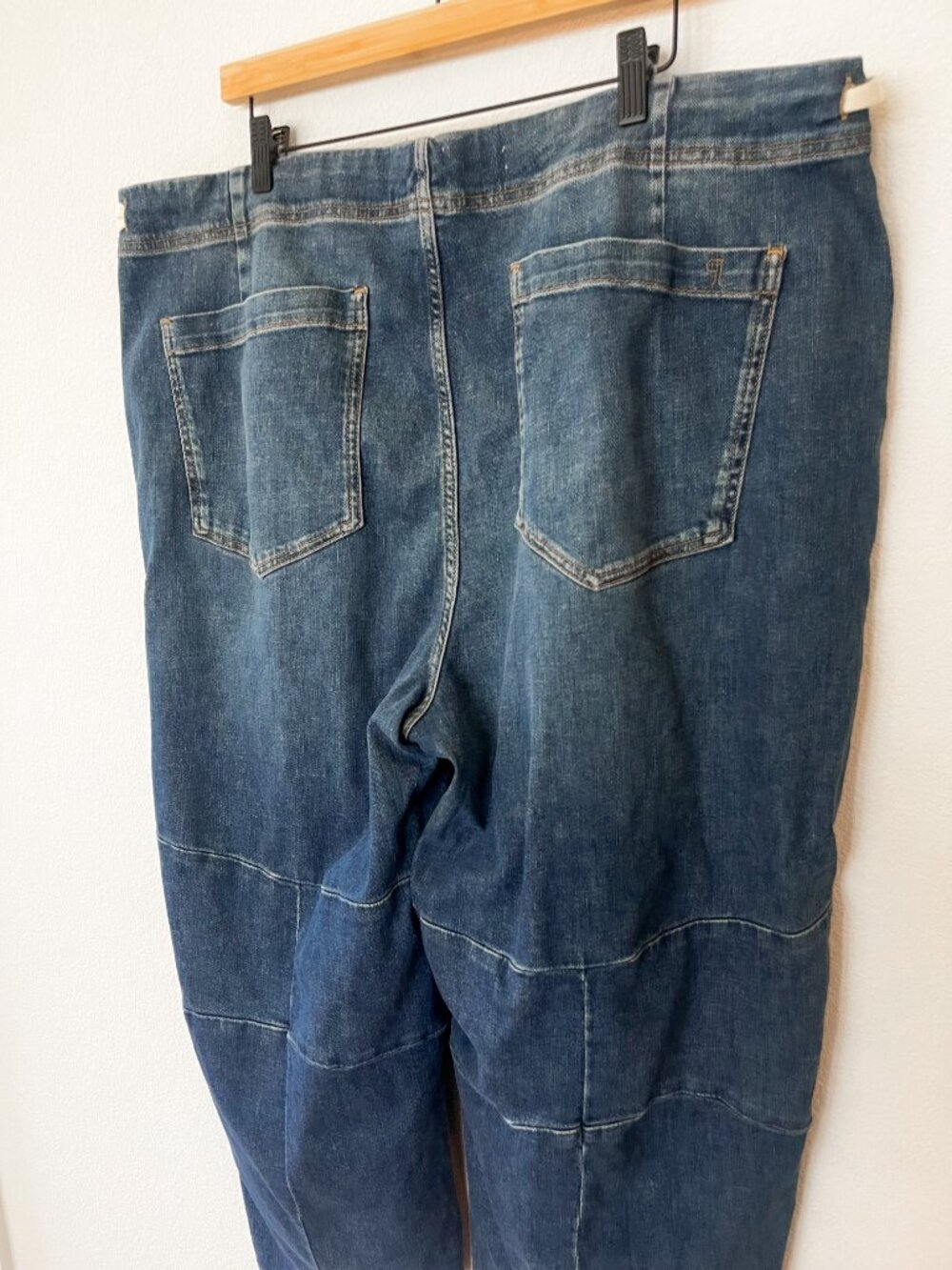 NWT Anthropologie Pilcro Tie Waist Barrel Jeans Medium Wash Size 18W - Picture 4 of 6